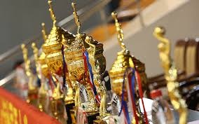 广东上半场43比38浙江 徐杰复出砍11分